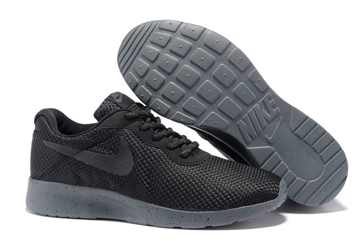 nike tanjun grise