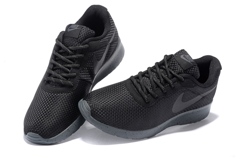 nike tanjun noir homme