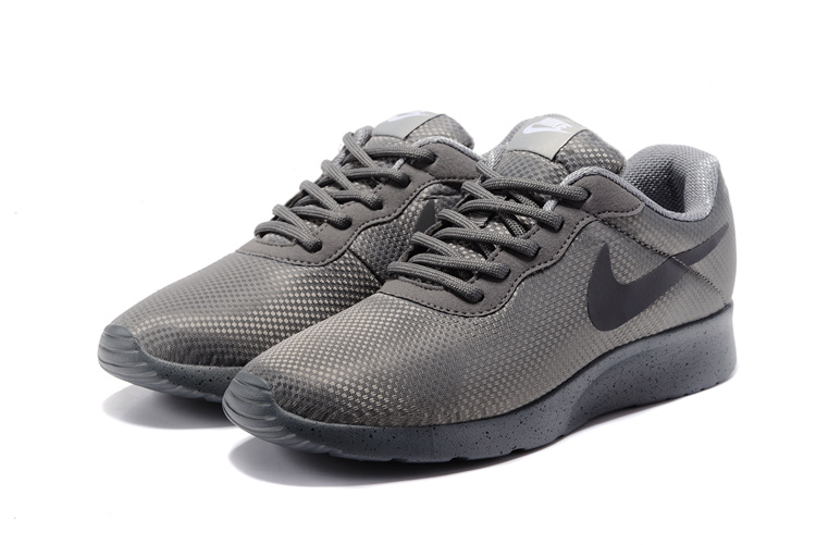 chaussure nike tanjun femme
