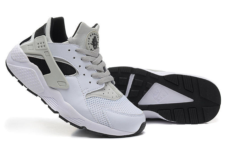 huarache noire et blanche
