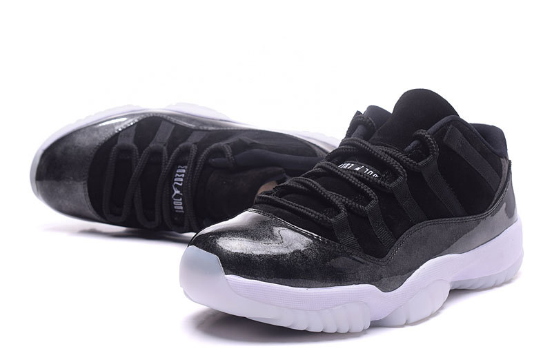 jordan 11 tout noir