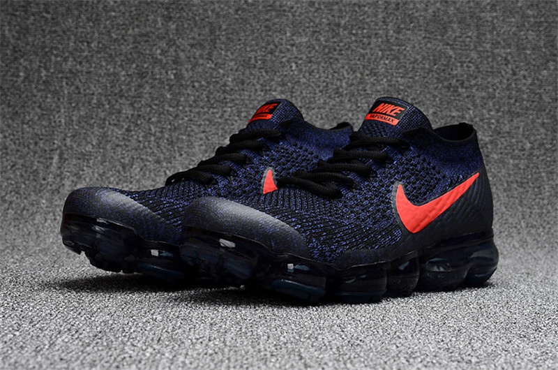 vapormax rouge et bleu