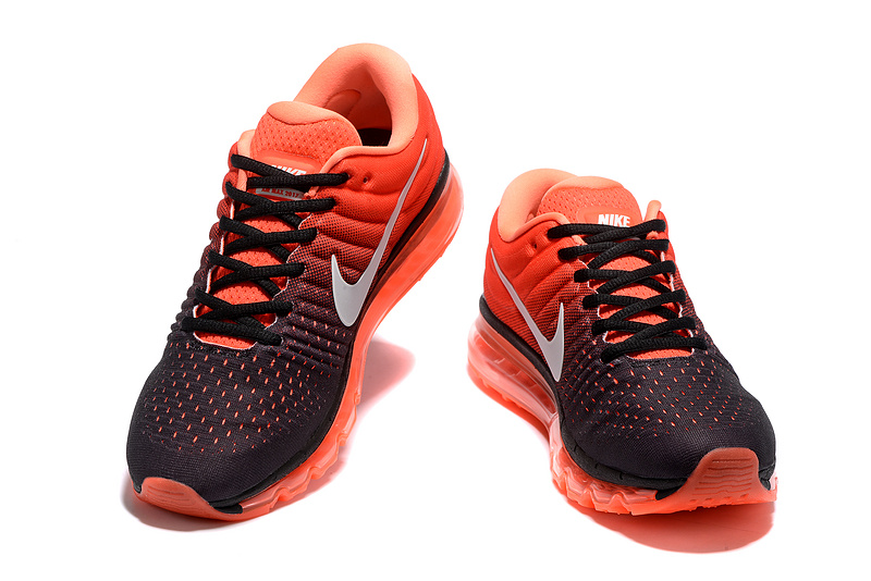 basket nike blanche et orange