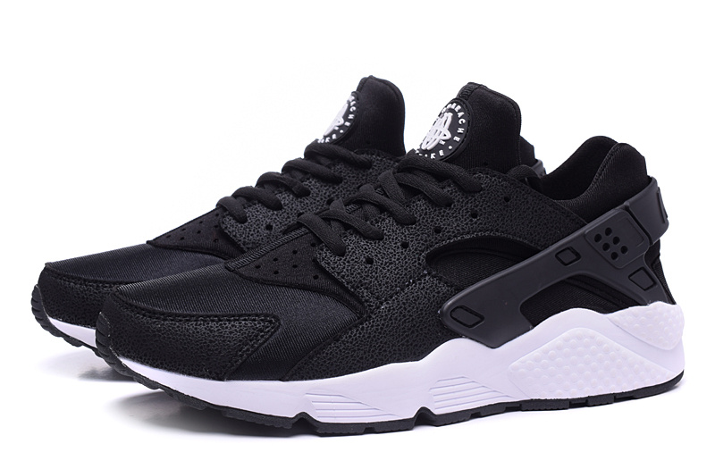 huarache noir et blanche