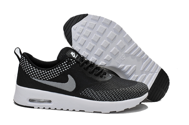 air max thea noir et blanche