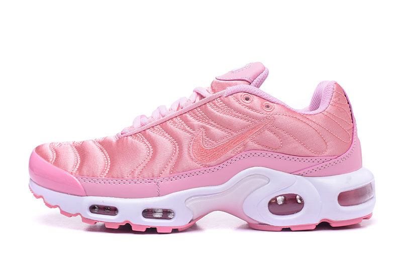 chaussure fille air max