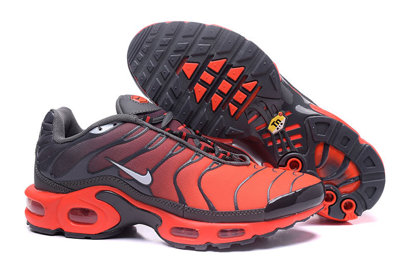 nike requin tn,air max tn homme gris et rouge