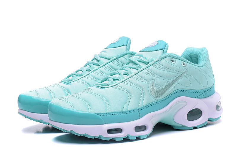 tn nike requin femme tn nike requin femme